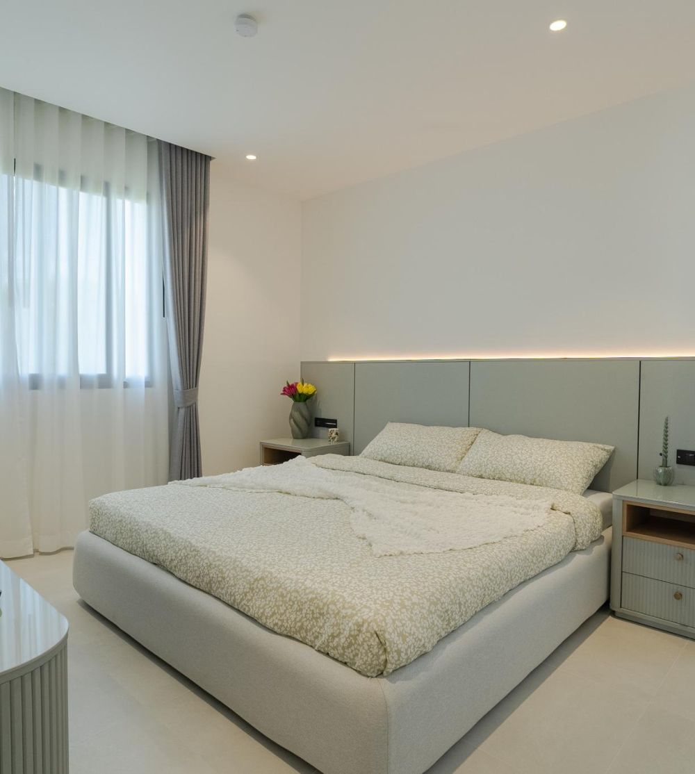 Master bedroom